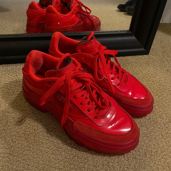 LIMITED EDITION Reebok Club C Cardi B INSTINCT RED Lifestyle Sneakers - Picture 11 of 12